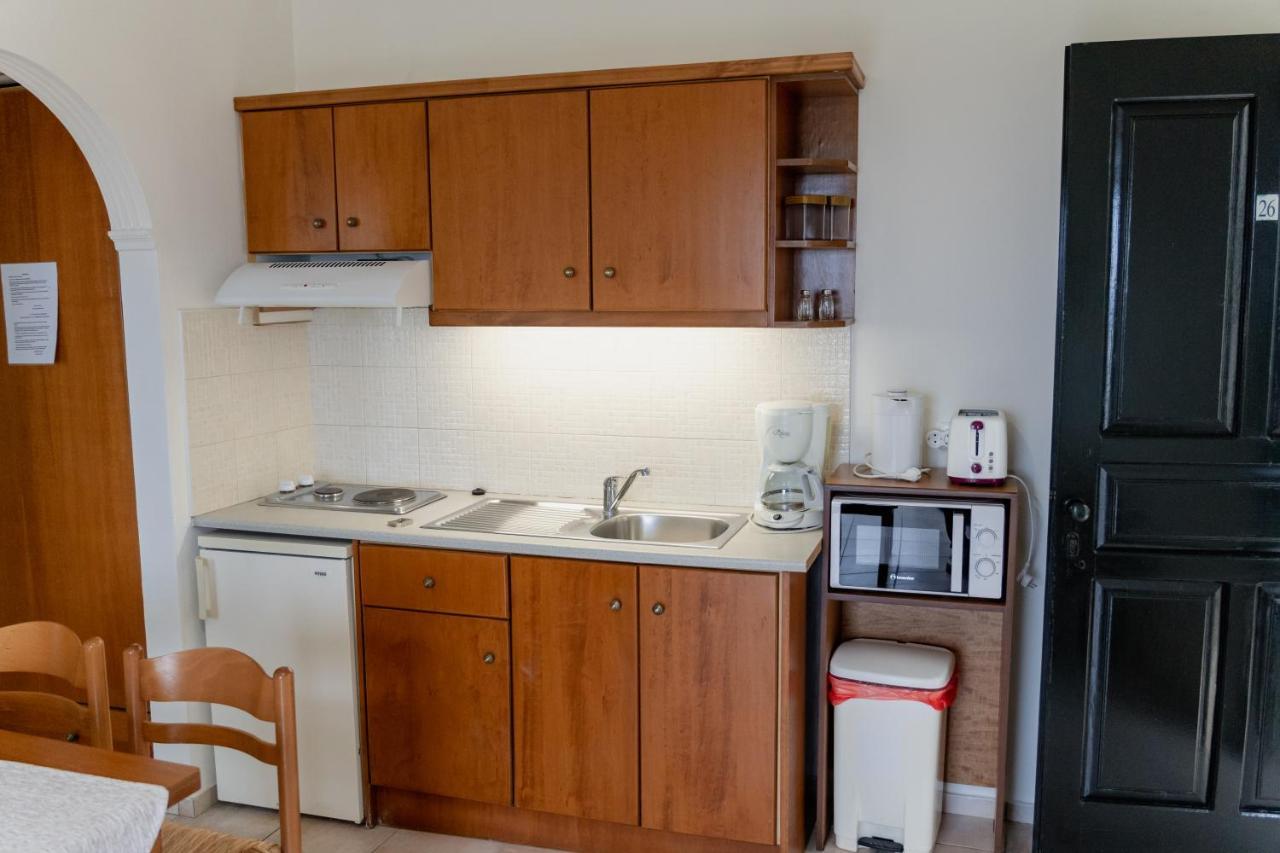 Aspri Petra Apartments Analipsi  Exterior photo